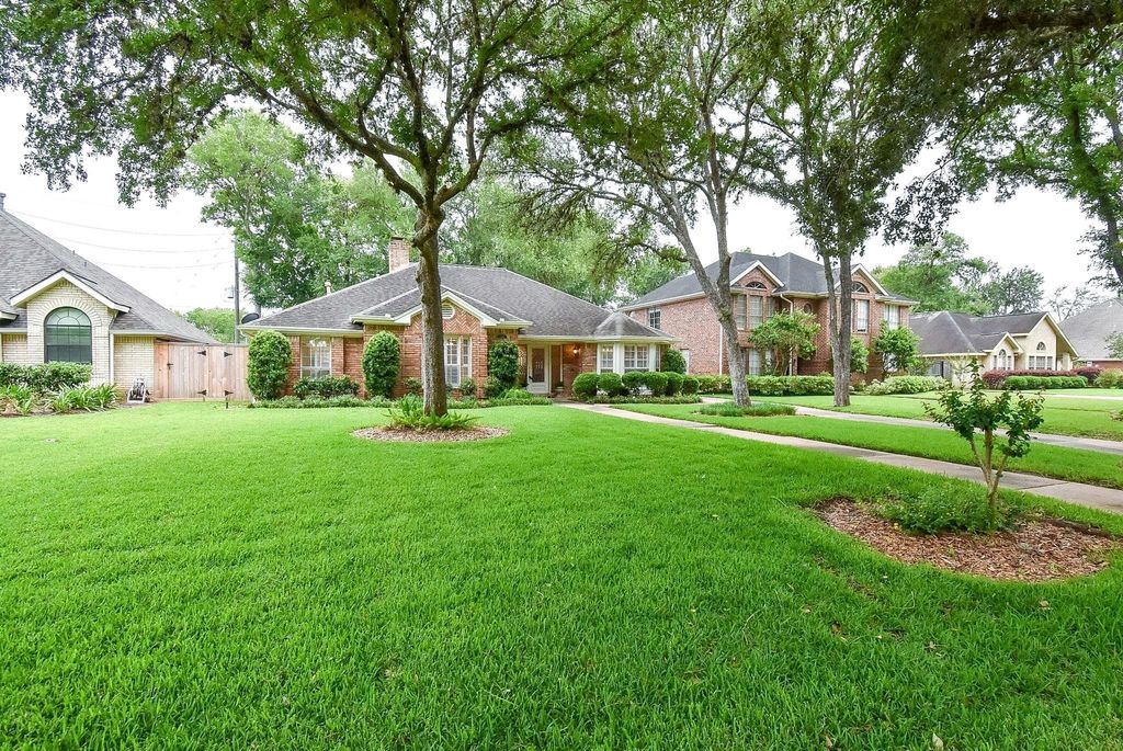 Photo of 3542 Mesquite Drive, Sugar Land, TX 77479 (MLS # 56694838)