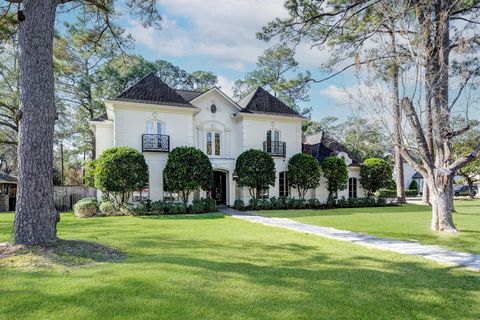 Photo of 725 Blalock Road, Hedwig Village, TX 77024 (MLS # 80072660)