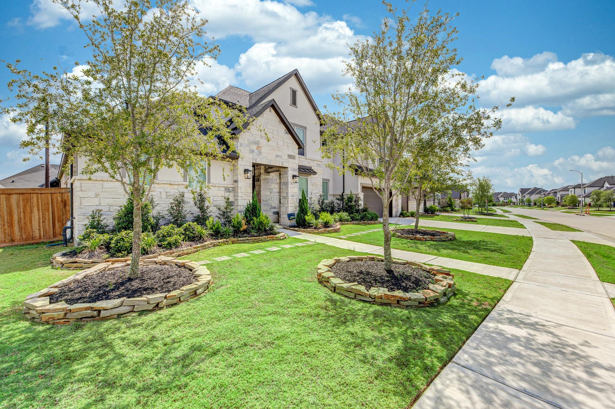 14206 Lollypine Pointe Drive