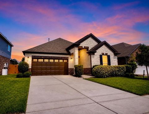 Photo of 15515 Amber Manor Lane, Houston, TX 77044 (MLS # 11332277)