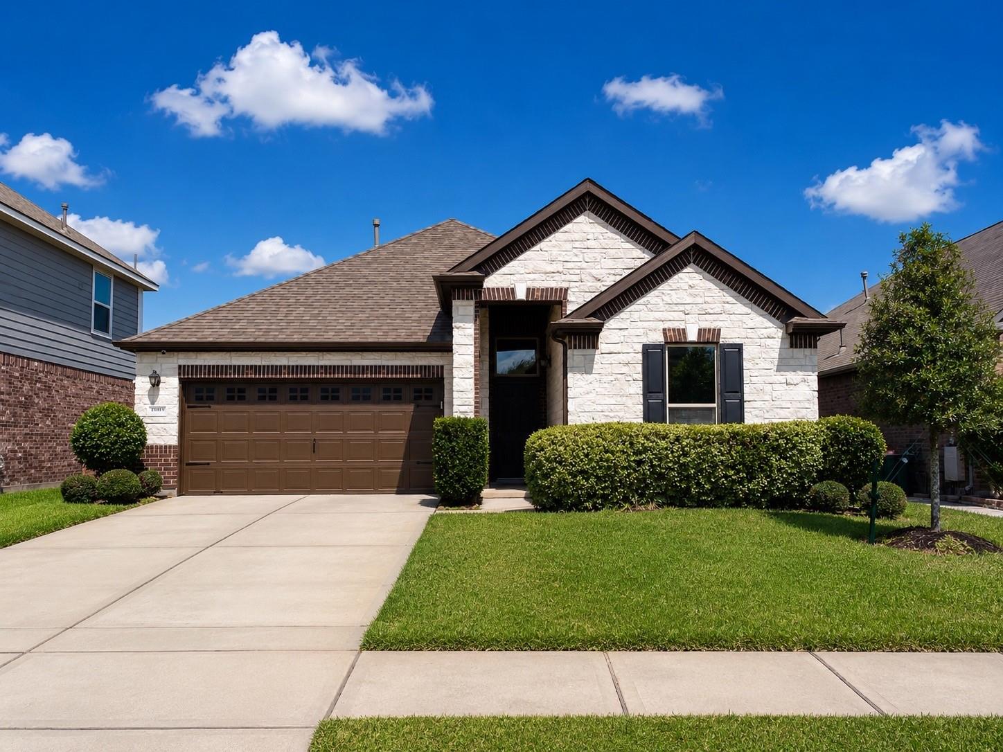 15515 Amber Manor Lane