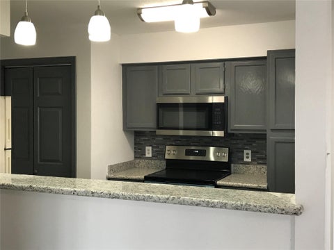 Tiny photo for 14550 Fonmeadow Drive #1500, Houston, TX 77035 (MLS # 23076684)