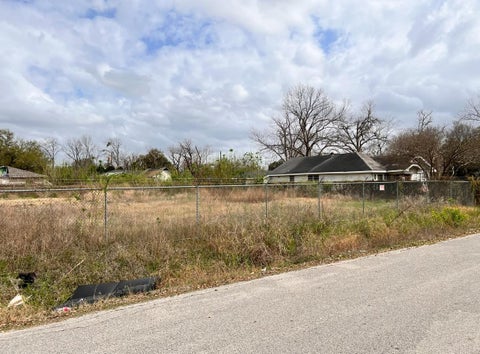 Vacant Land For Sale - 000 Los Angeles Street<br/> Houston, TX 77026