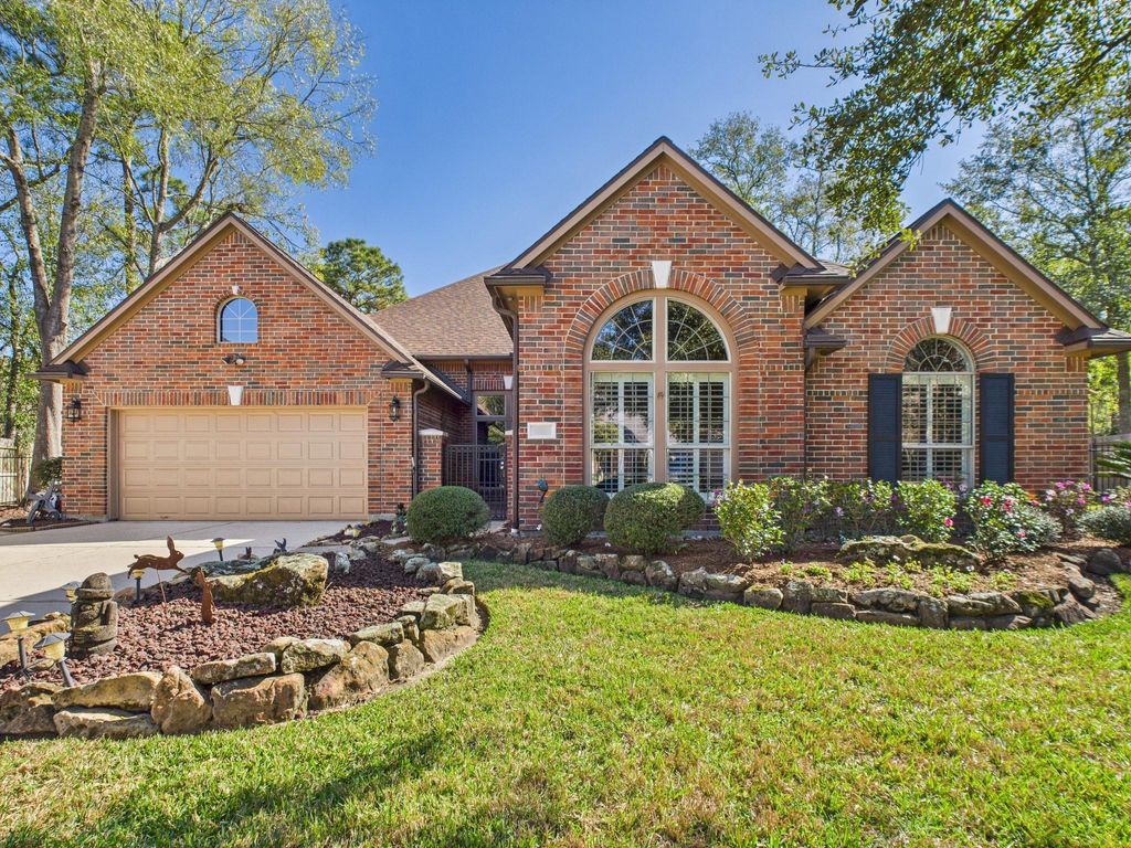 Photo of 1706 Bronze Sunset Court, Houston, TX 77345 (MLS # 7434839)