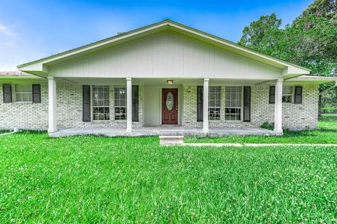 Photo of 20706 Youpon Lane, Porter, TX 77365 (MLS # 35585545)