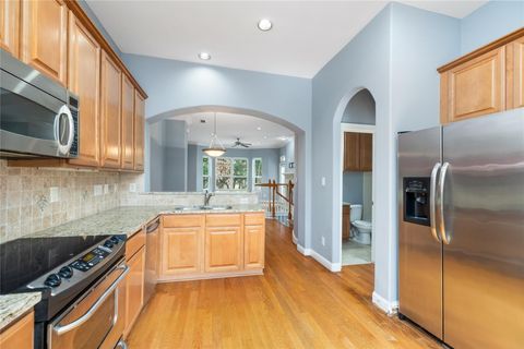 Tiny photo for 53 Versante Court, Houston, TX 77070 (MLS # 34228254)