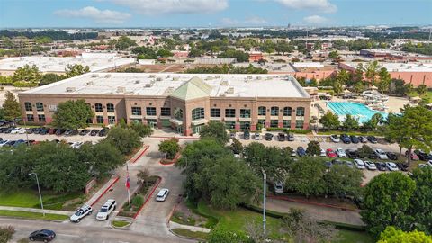 Tiny photo for 53 Versante Court, Houston, TX 77070 (MLS # 34228254)