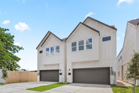 Photo of 7224 Avenue B, Houston, TX 77011 (MLS # 59211923)