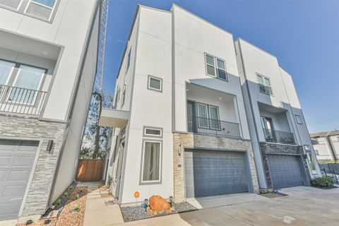 8411 Hempstead Road H Houston TX 77008