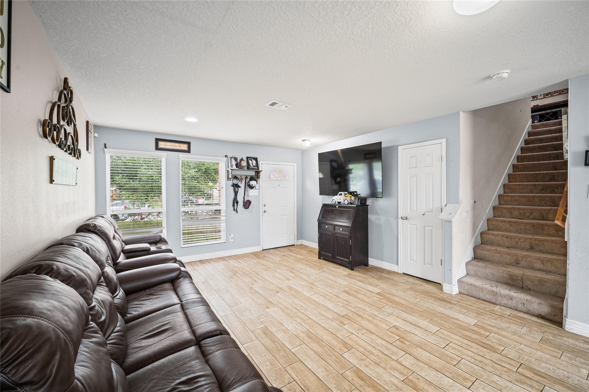 5014 Fair Oak Dale Lane