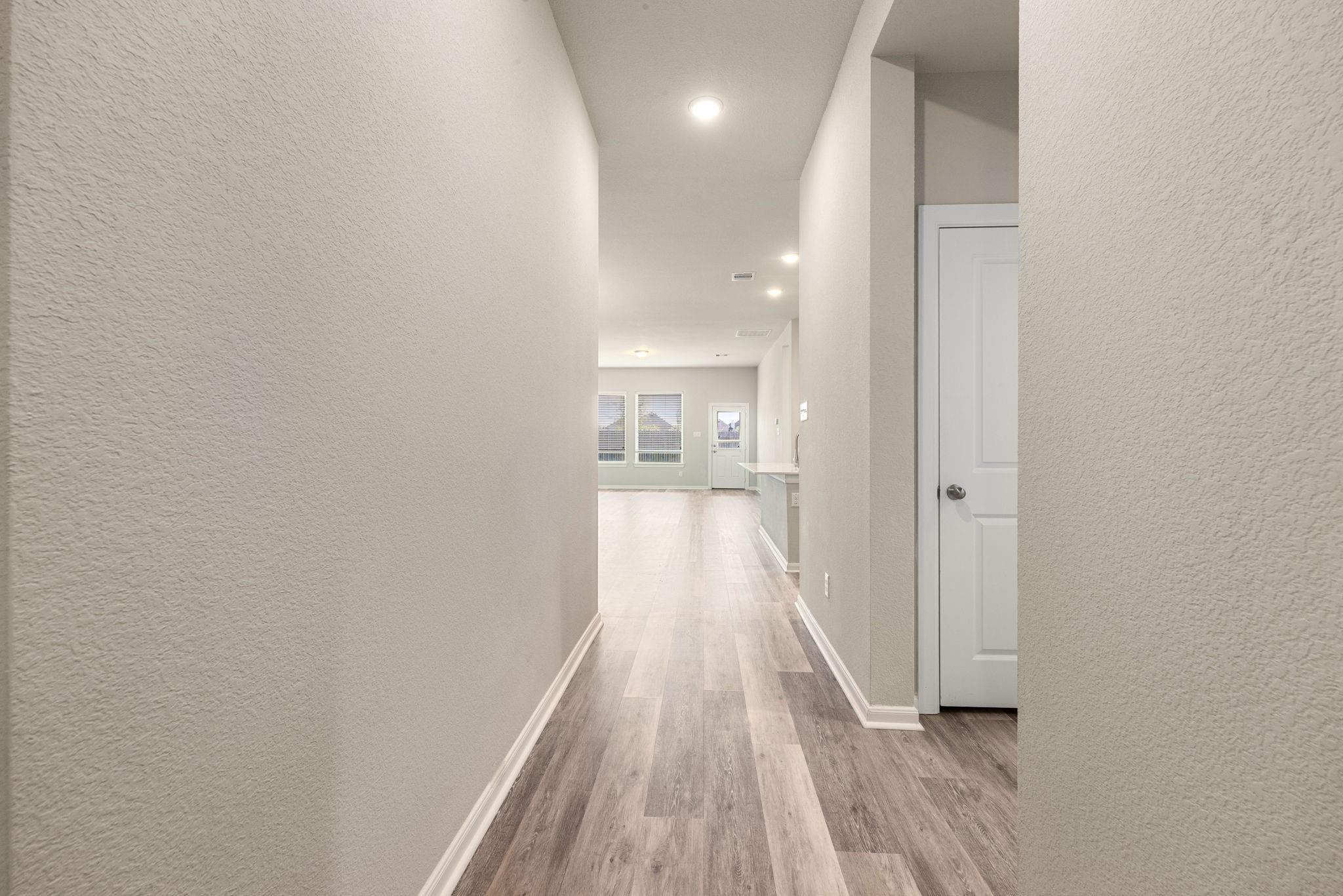 2715 Chestnut Oak Circle