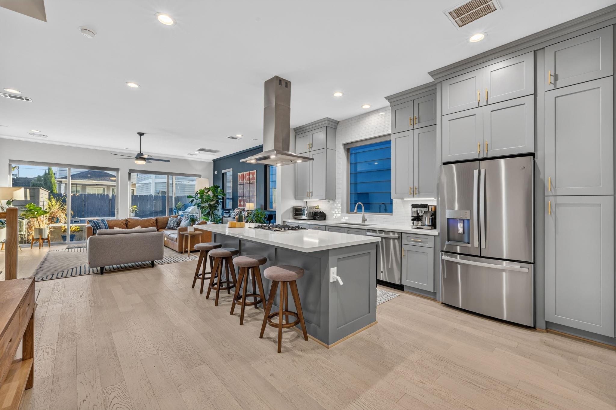 306 E 27th Street