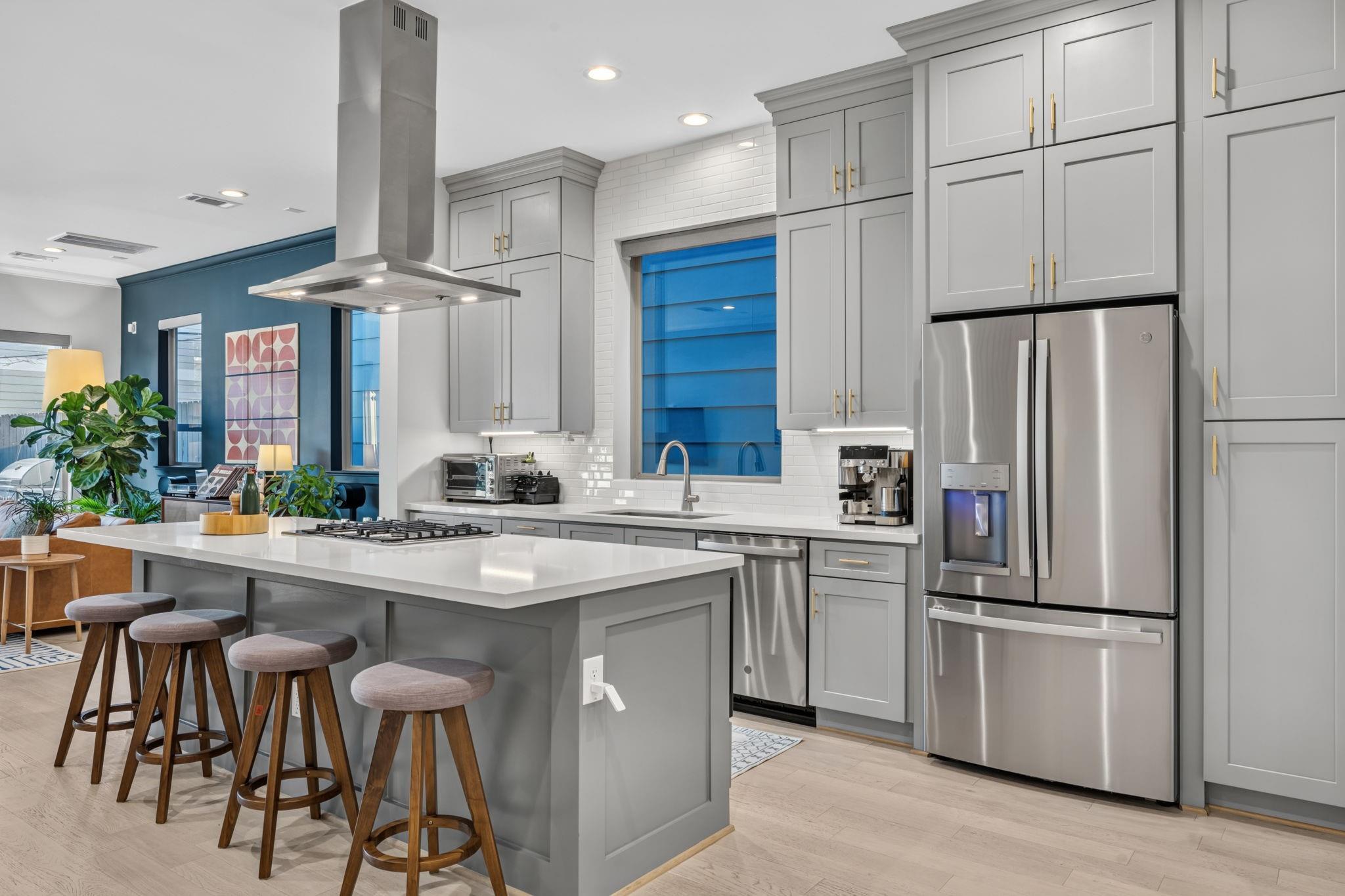 306 E 27th Street