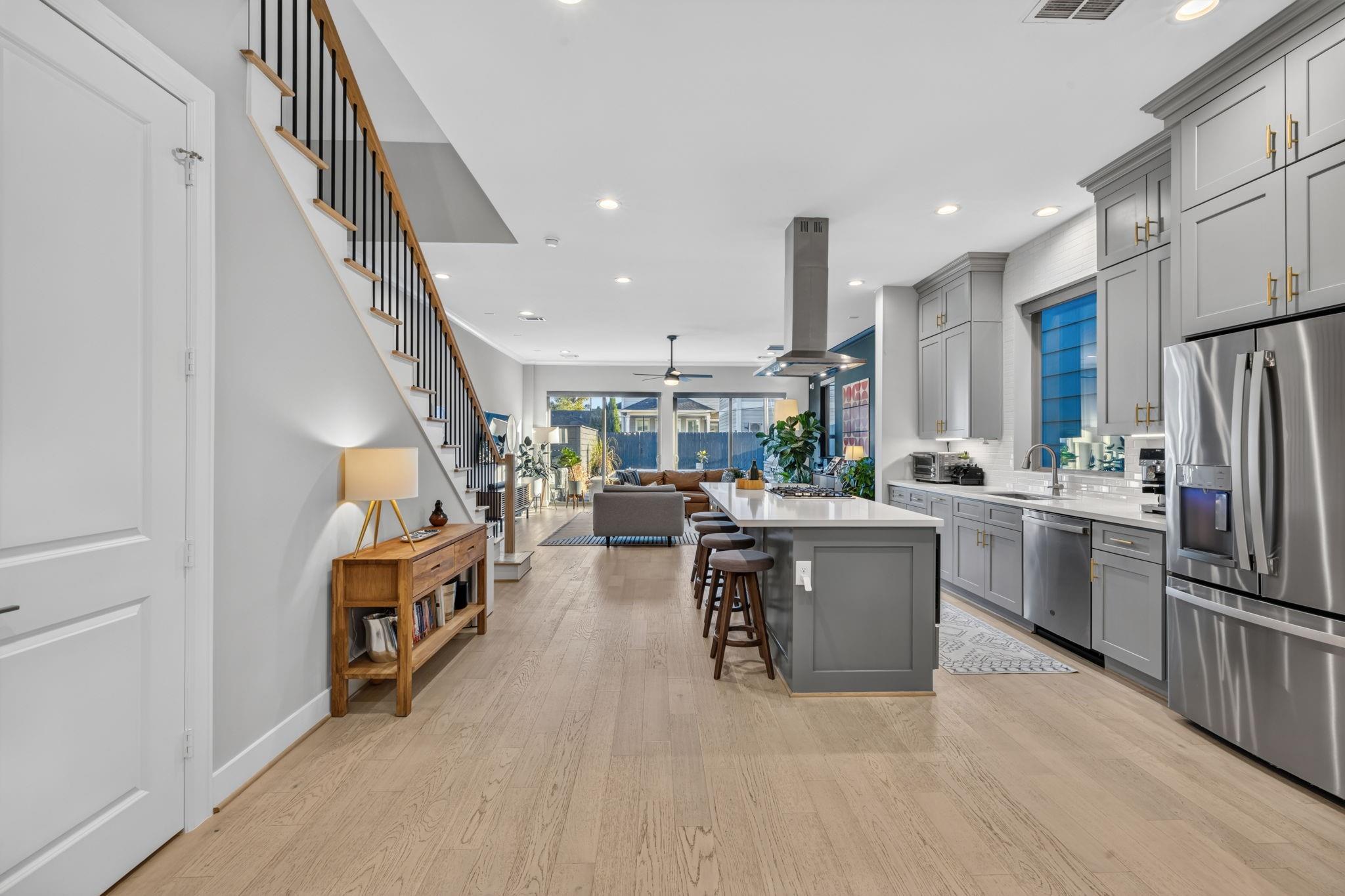 306 E 27th Street