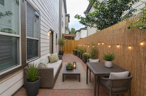 Tiny photo for 6363 Fairdale Lane #H, Houston, TX 77057 (MLS # 50228295)