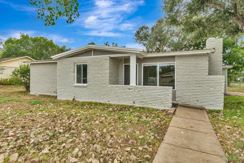 Photo of 611 Sarah Street, Edna, TX 77957 (MLS # 39960923)
