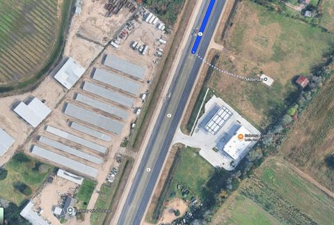 4901 W Hwy 6 Alvin TX 77511