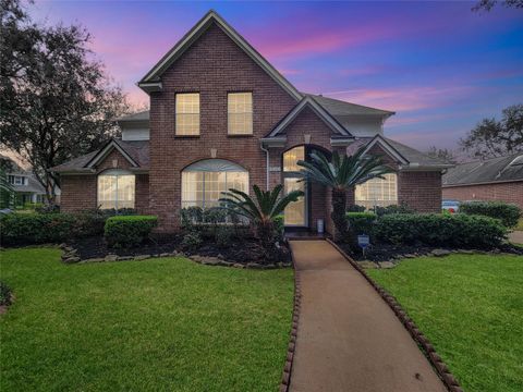 Photo of 3926 Felicia Drive, Sugar Land, TX 77479 (MLS # 96618386)