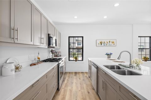 Photo of 11916 S Hoa Sen Circle, Houston, TX 77072 (MLS # 35415246)