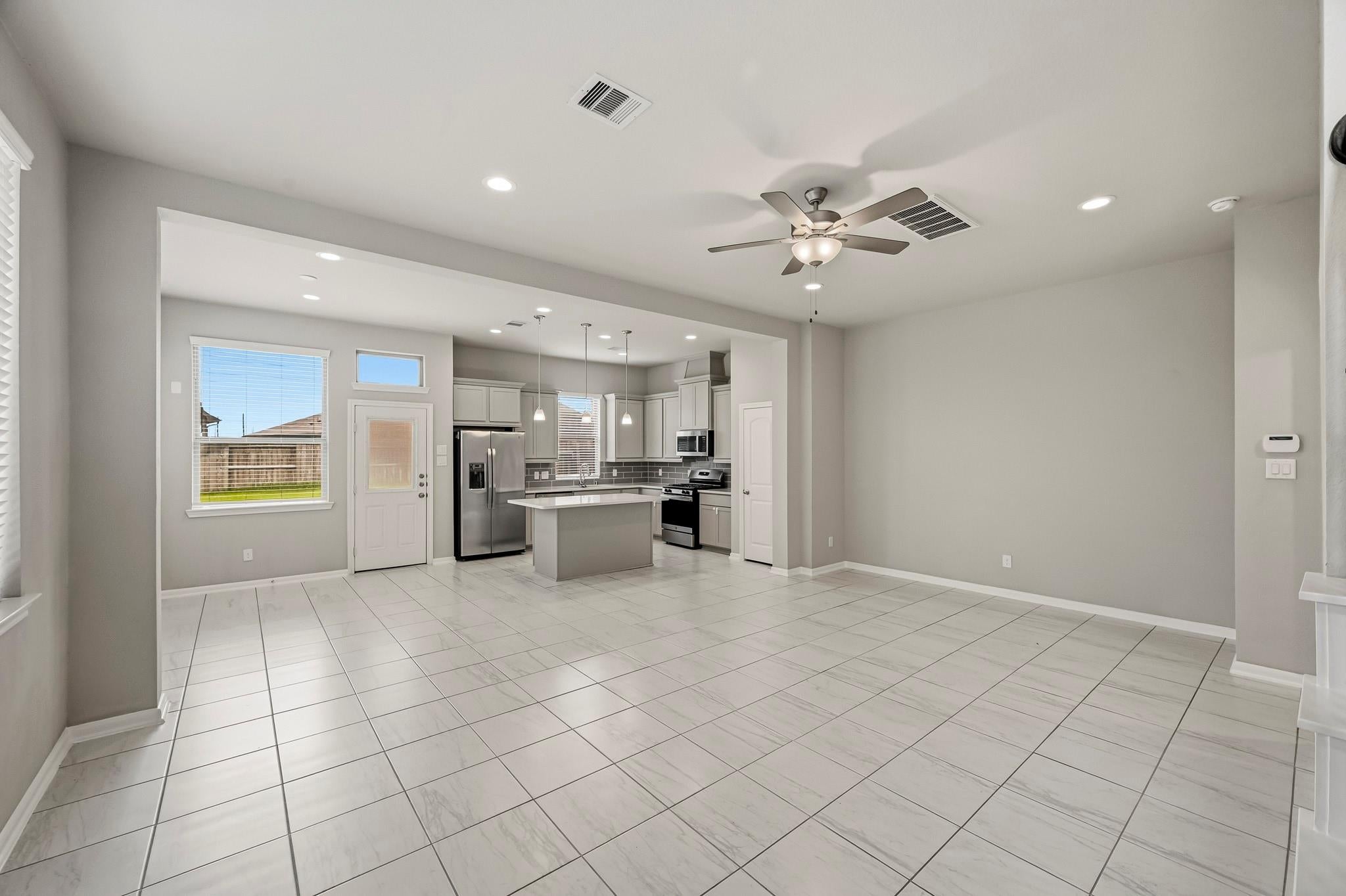 8718 Laurel Crest Drive