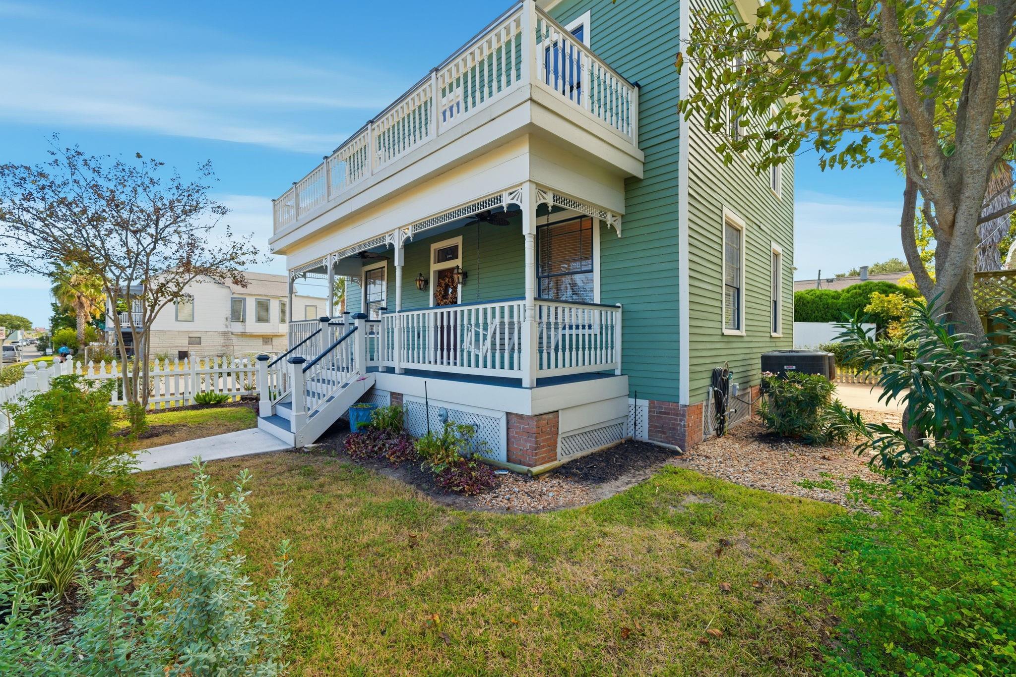 1001 Avenue K Avenue