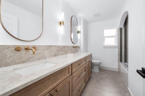Tiny photo for 5507 Valkeith Drive, Houston, TX 77096 (MLS # 13787605)