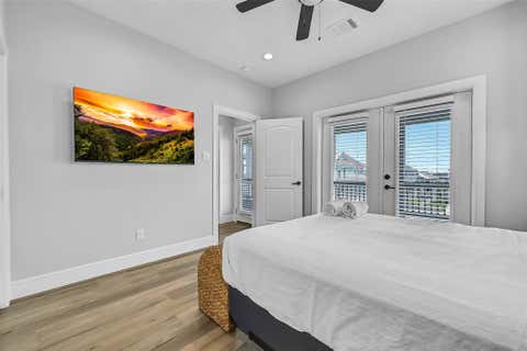 Tiny photo for 3811 Conch, Galveston, TX 77554 (MLS # 82609933)