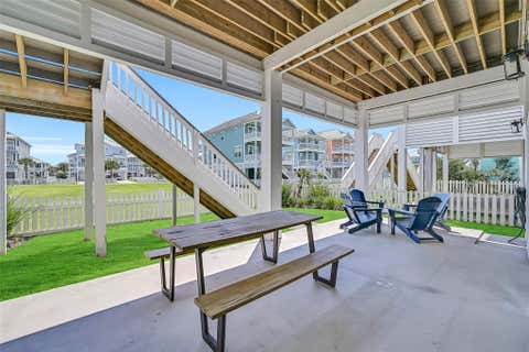 Tiny photo for 3811 Conch, Galveston, TX 77554 (MLS # 82609933)