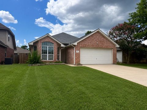 Photo of 980 Oak Falls Drive, Conroe, TX 77378 (MLS # 5799285)