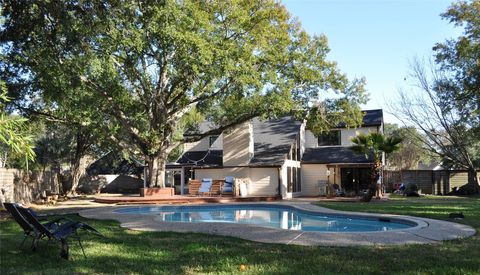 Photo of 1602 Big Lake Drive, Houston, TX 77077 (MLS # 81887790)
