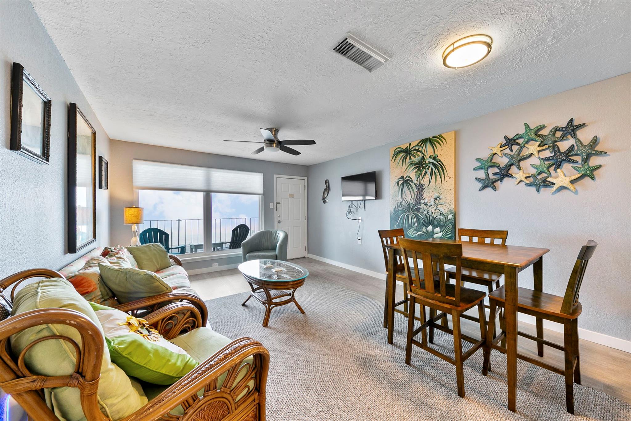7600 Seawall Blvd 202