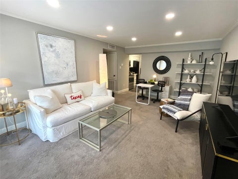 Photo of 2507 Montrose Boulevard #11, Houston, TX 77006 (MLS # 15187200)