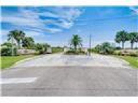 Vacant Land For Sale - 3829 Marble Street<br/> Port Bolivar, TX 77650