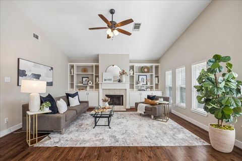 Photo of 5202 Cornish Street, Houston, TX 77007 (MLS # 50942660)