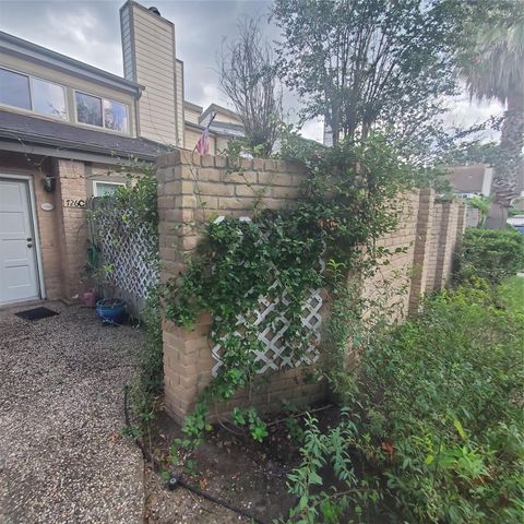 Photo of 726 Country Place Drive #C, Houston, TX 77079 (MLS # 61853072)