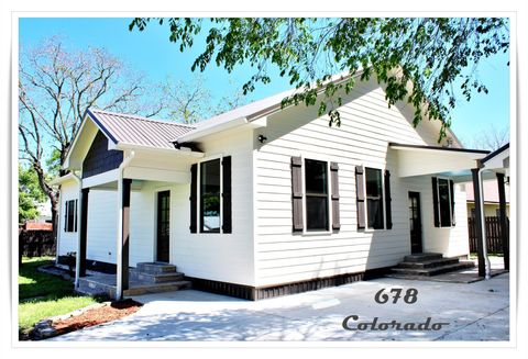 Photo of 678 Colorado Street, Glidden, TX 78943 (MLS # 38962446)