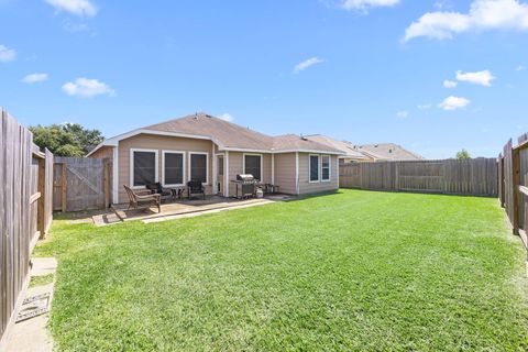 Tiny photo for 2710 Gaelic Green Street, Houston, TX 77045 (MLS # 16818607)