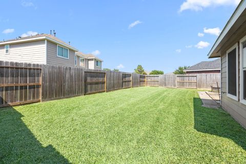 Tiny photo for 2710 Gaelic Green Street, Houston, TX 77045 (MLS # 16818607)