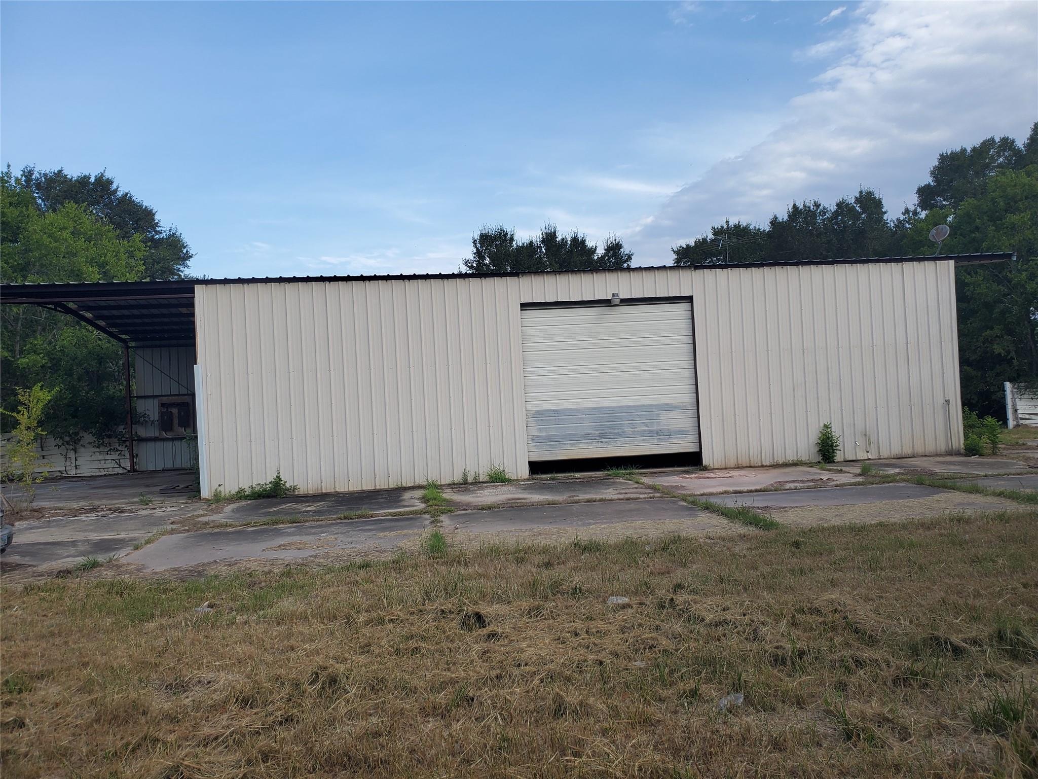 25121 Lakeview Road A