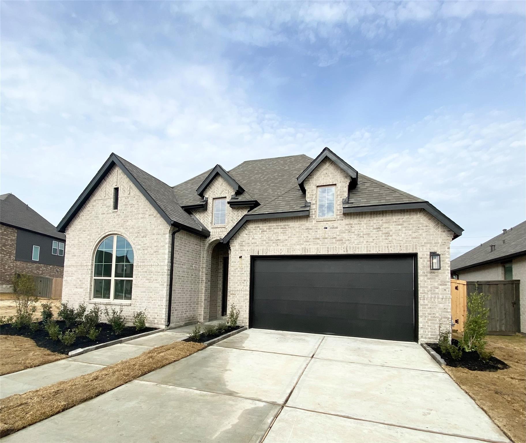 11811 Sawgrass Drive