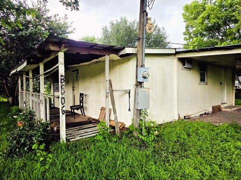 Photo of 8806 Milby Street, Needville, TX 77461 (MLS # 69616214)
