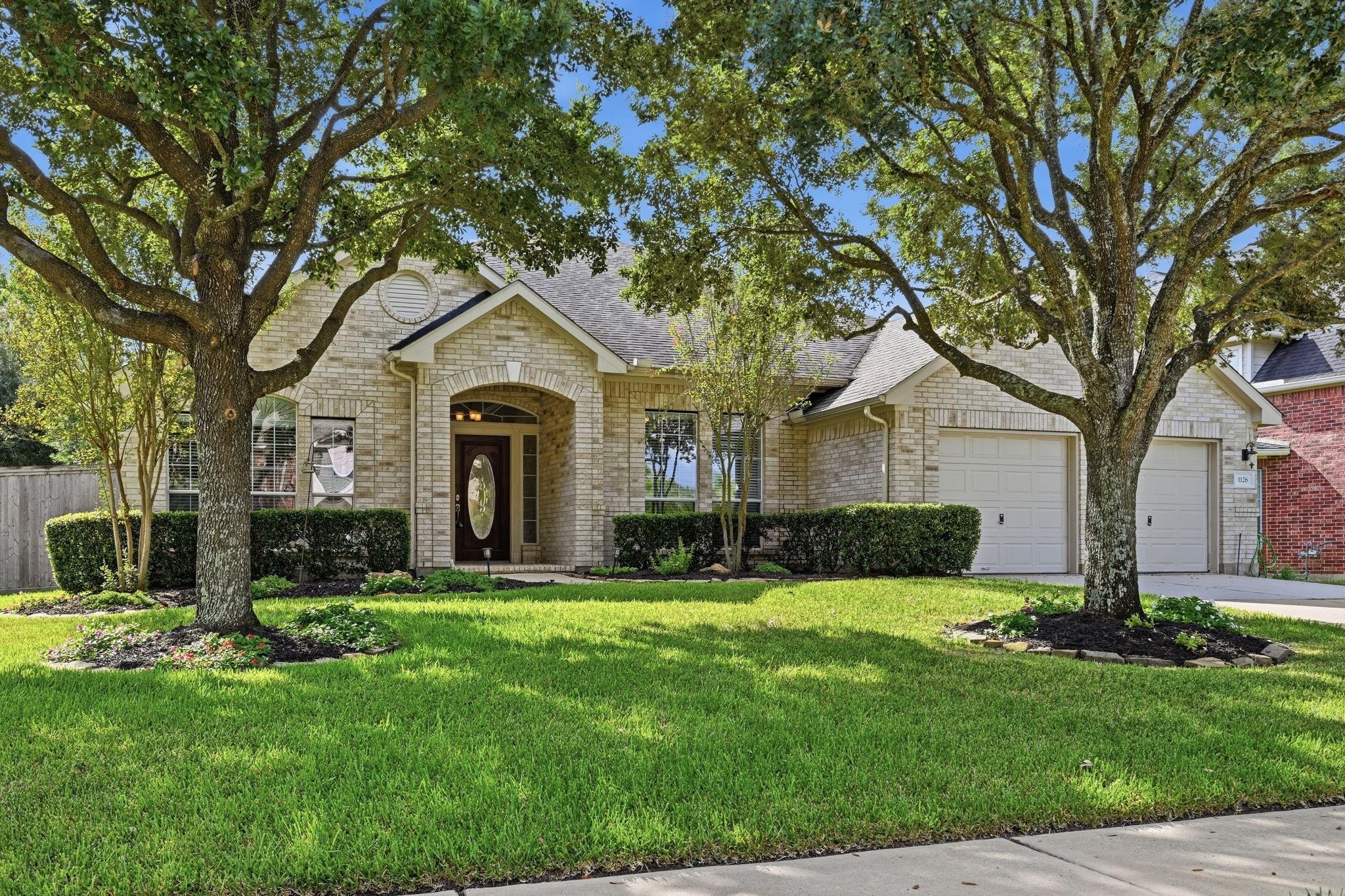 1126 Chelshurst Way