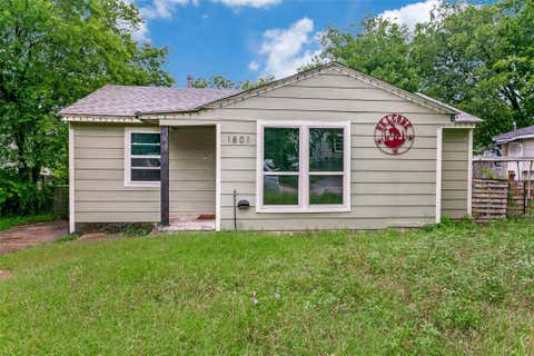 Photo of 1801 Lawther Drive, River Oaks, TX 76114 (MLS # 28766999)