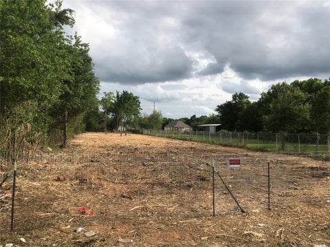 Photo of 730 N Pine Road, Arcola, TX 77583 (MLS # 79024425)