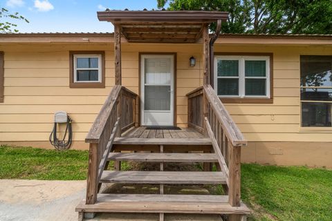 Photo of 21 Clearview Street, Point Blank, TX 77364 (MLS # 5107301)