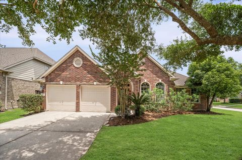 Homes For Sale - 14722 Raven Hollow Lane<br/> Humble, TX 77396