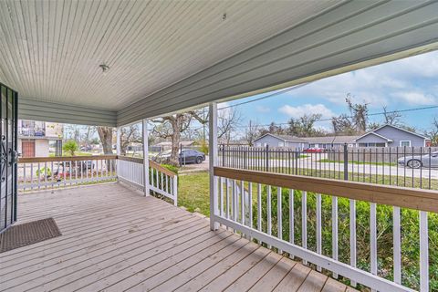 Photo of 3822 Wipprecht Street, Houston, TX 77026 (MLS # 93688978)