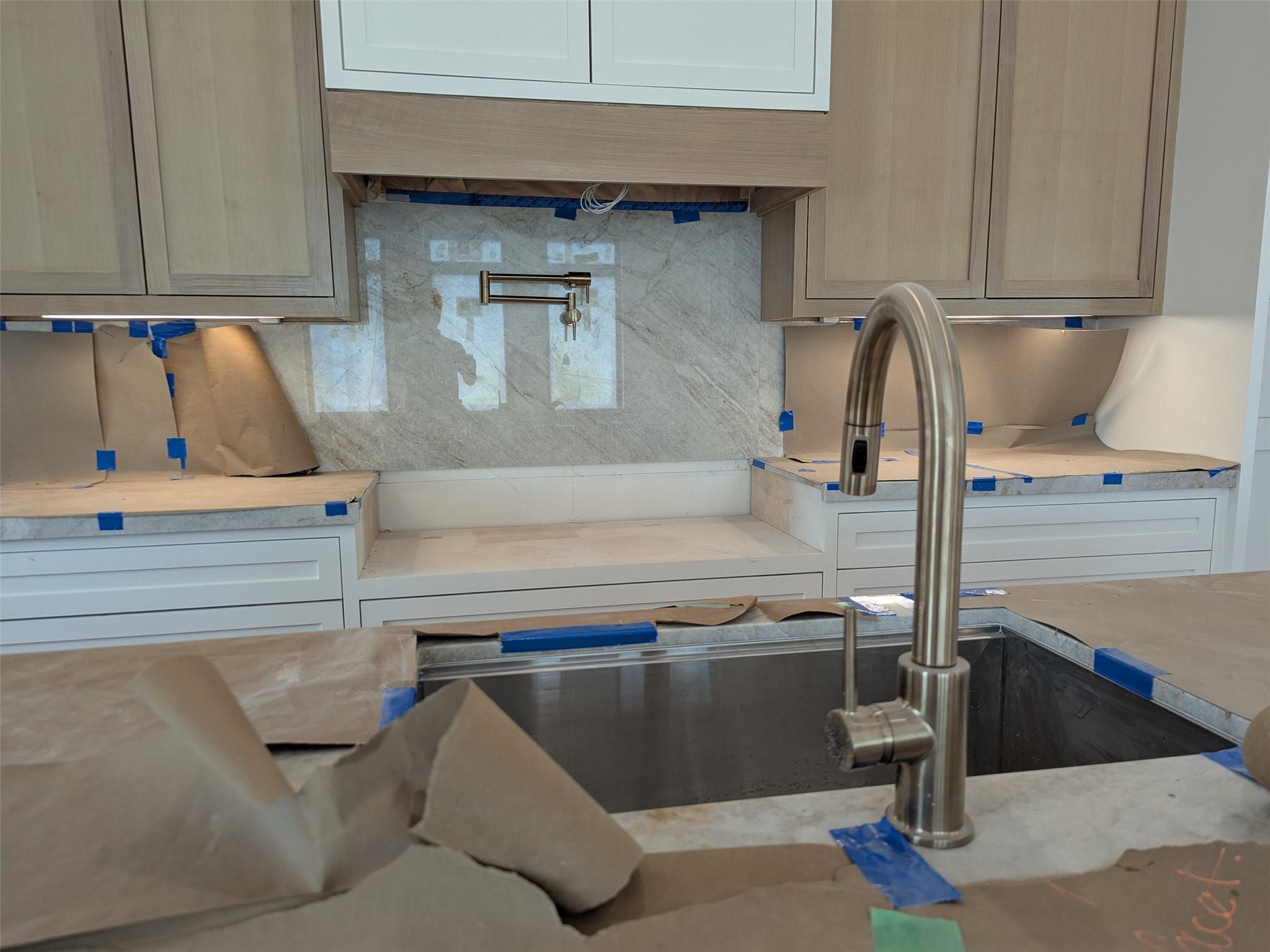 3855 Gramercy Street