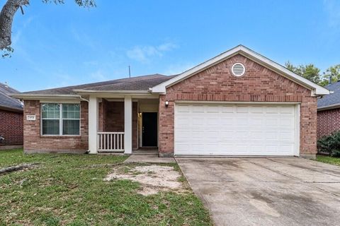Photo of 4918 Bryant Ridge Road, Houston, TX 77053 (MLS # 27279337)
