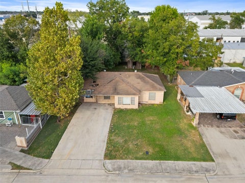 Photo of 11530 Shoshone Road, Houston, TX 77055 (MLS # 91898554)